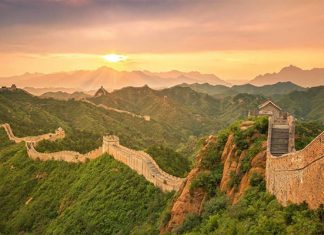 Khám phá tuyệt tác kiến trúc Vạn Lý Trường Thành khi du lịch Trung Quốc Khám phá tuyệt tác kiến trúc Vạn Lý Trường Thành khi du lịch Trung Quốc