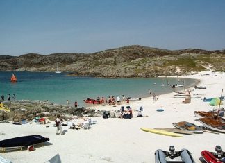 Tour du lịch Anh: check in 8 bãi biển đẹp & nổi tiếng bậc nhất Tour du lịch Anh: check in 8 bãi biển đẹp & nổi tiếng bậc nhất